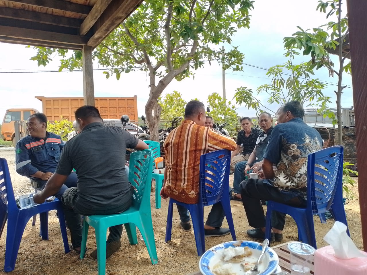 Abusari Wali, Caleg DPR RI Nomor Urut 1 Dapil Provinsi Sulawesi Tenggara Hadiri Acara Sunnatan Rasul